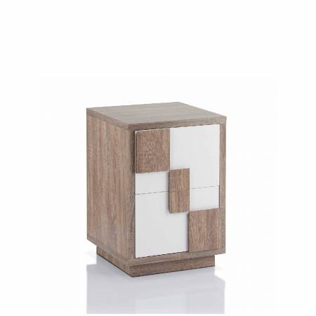 Odkládací stolek ve stylu klavírní hry.